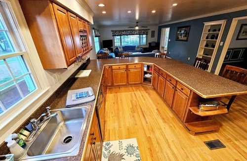 Colonial Beach House | River Gem Walk to Beach, Boardwalk & Summer Fun