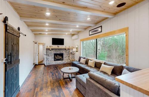 North Creek House | River House