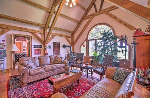 Scottsville Apartment | River Views + Deck: Peaceful Virginia Retreat
