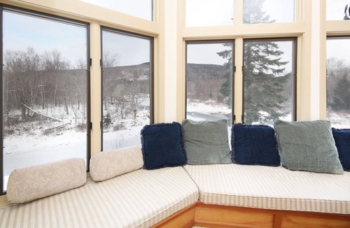Carroll House | Riverfront Home IN Bretton Woods Ski Area RIVER ACCESS, Views, Air Conditioning