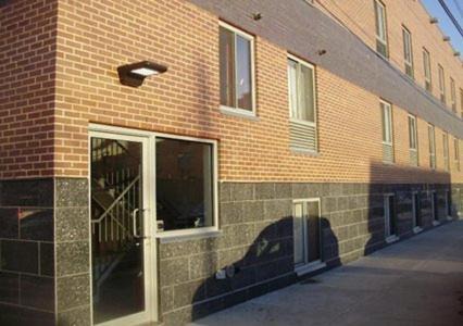 Rochdale Hotel | Rodeway Inn Near JFK Airport
