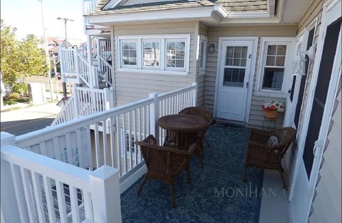 North End House | Roofline Ocean View - Steps to beach and boardwalk!