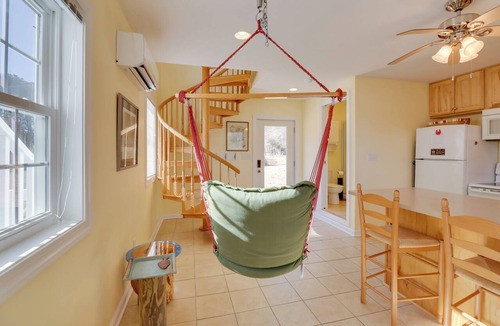 Foster Apartment | Rooftop Chesapeake Bay Views! Waterfront Retreat