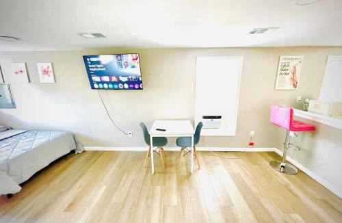 Chester Apartment | Rosa 2Bed Apartment by CityLux - 10 mins Airport