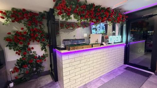 West Bronx Hotel | Rose Hotel Near Yankee Stadium
