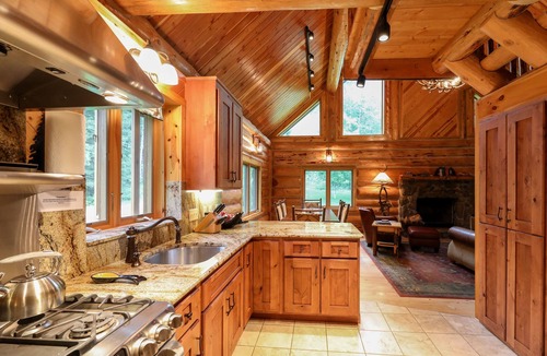 Eureka Cabin | Rosebud Cabin in NW Montana's Outdoor Wonderland