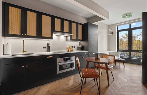 Bowery Condo | Rove Travel | Freeman 403 | Condo w/Amenities
