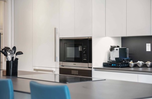 Bloomingdale Apartment | Rove Travel | Riverbank III | 3BR UWS PH w/Terrace