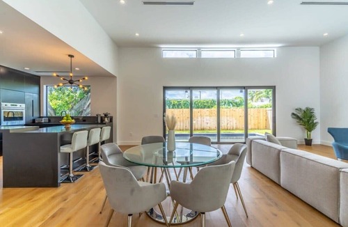 Buena Vista House | Rove Travel | Wynwood House | Lux Villa with Pool