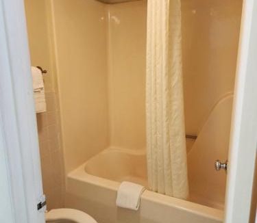 Rio Hotel | Royal Inn Motel-Charlottesville
