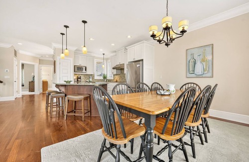 Manteo House | Rudder Village 14 - Gorgeous Canal-Front Home in Pirate's Cove