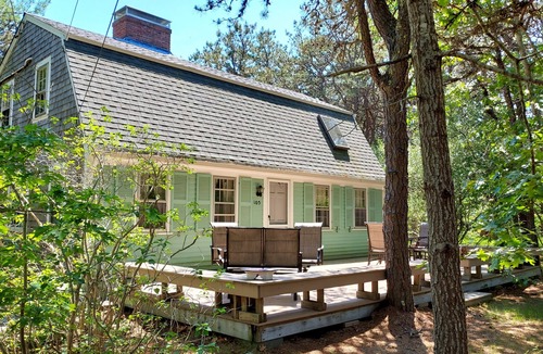 Wellfleet House | Rustic 4BD Gambrel-Wooded Lot, A/C, Only 0.8 MI to Bay Beach or Wellfleet Center