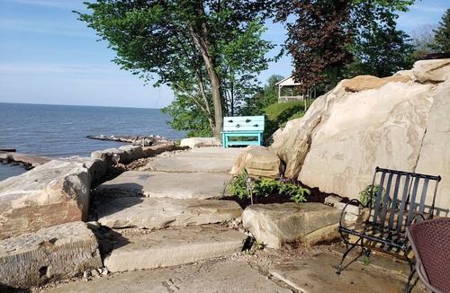 Vermilion Cottage | Rustic Lakeside Vacation Rental with Beach Access in Vermilion, Ohio