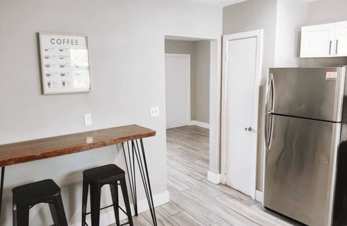 Poinciana Park Apartment | Rustic Retreats in the heart of Fort Lauderdale