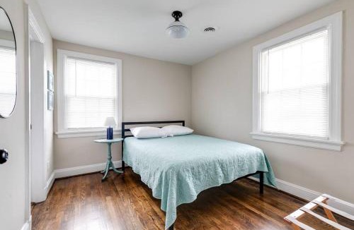 Mosby House | RVA Cottage Cozy & Spacious Near Downtown