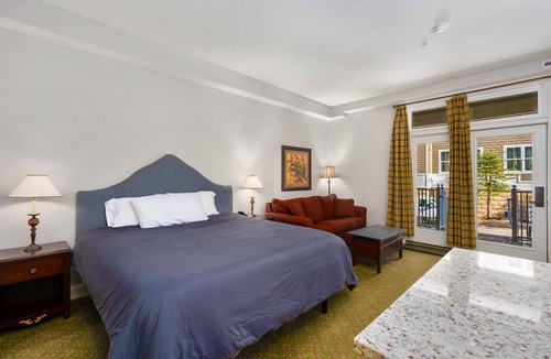 Edray Condo | "S115| Hot Tub, Garage,Ski In/Out"