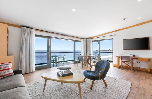 Eastern Malibu Apartment | SA Beach by Stay Awhile Villas