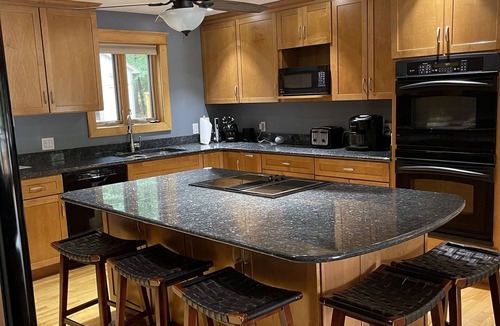 Day House | Sacandaga LakeFront Retreat