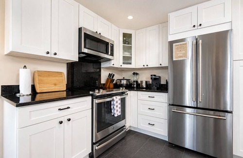 Melrose House | Salem/Boston Charming Family friendly home with private hot tub!