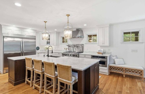Centerville House | Saltmere House: 009-Cv A Private Retreat in the Heart of Centerville