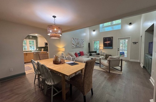 Bald Head Island House | Sandy Bottoms NEWLY RENOVATED 4 BEDROOMS!