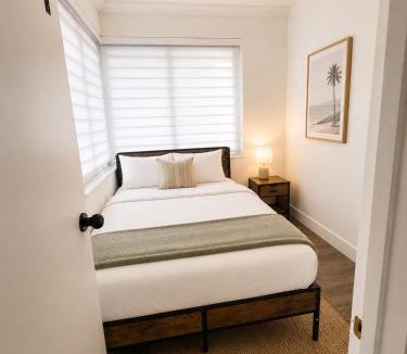 North Miami House | Santorini Shores