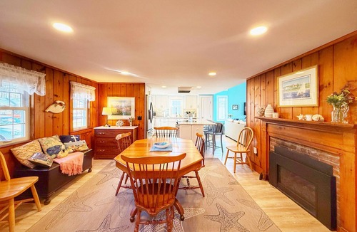 West Yarmouth Cottage | Sea And Be - Cape Cod Cottage