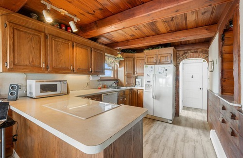 Sagamore Beach Cottage | Sea Haven Cottage: Nautical Charm Awaits