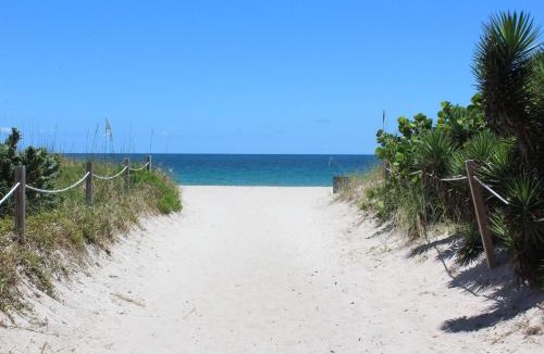 Lauderdale Beach House | Sea La Vie FL