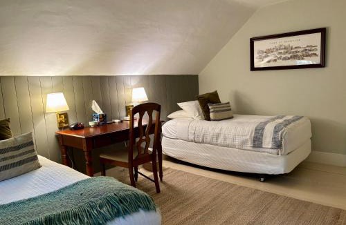 West Brewster Hotel | Sea Meadow Inn