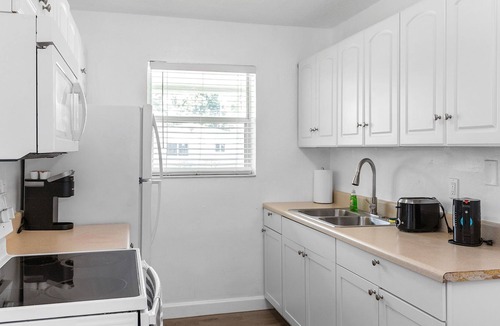 Edgewood House | SEA N SUN 1015 - Close to Cruise Port, Airport,Fort Lauderdale