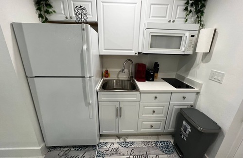 Lake Ridge Apartment | Sea Shell *5 min to Beach*