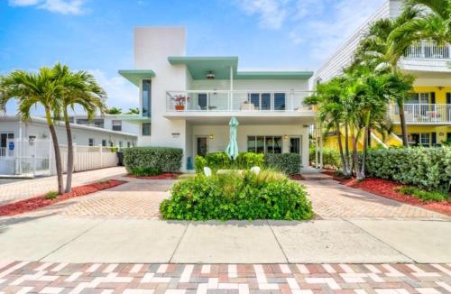 East Fort Lauderdale Hotel | Sea Spray Inn