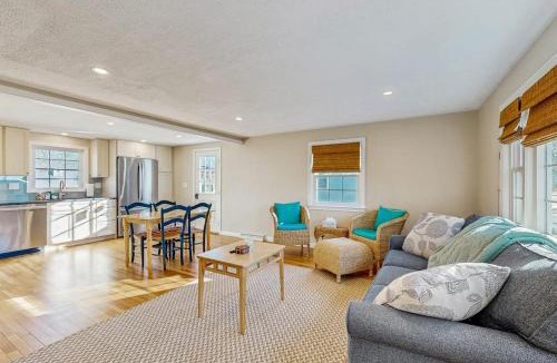 Teaticket House | Seabreeze Escape