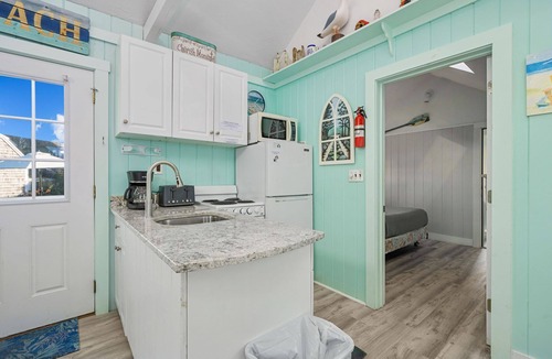 South Yarmouth Cottage | SeaGill Rest & Nest - A Peaceful Ocean Hideaway
