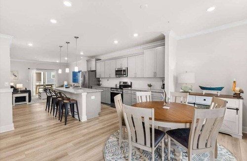 Caine Woods House | Seas The Day at Lighthouse Bay