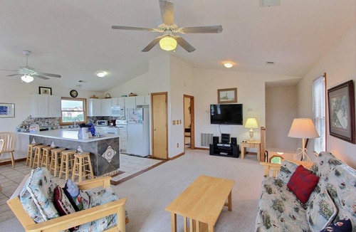 Sea Scape House | Seascape First Tee: Golf & Beach Retreat w/Hot Tub