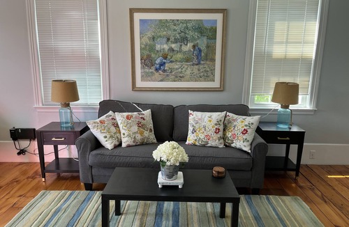 Swampscott Apartment | Seaside community walk to beaches and restaurants.