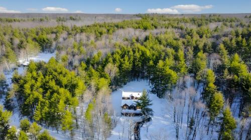 Acra House | Secluded Catskills Cabin , Cozy and Private