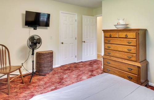 Rochelle House | Secluded Rochelle Home w/ Porch & Mountain Views!