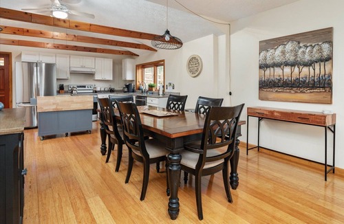 Lusby House | Secluded Woodland Waterfront Retreat
