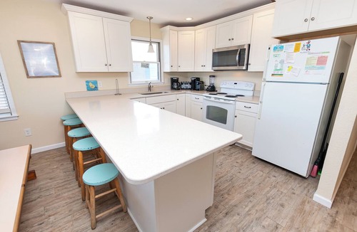 Colington House | Semi-Oceanfront, Ocean Views, 200 ft to Beach access, Dogs Welcome, KD242, Fitzs Wave Watcher