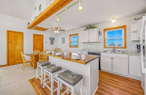 Rodanthe House | Semi-Oceanfront Dog Friendly Home w Newly Remodeled Kitchen, Grill, Beach Nearby