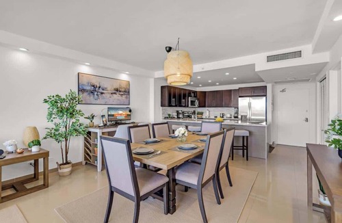 Mid Beach Condo | Serena Beachfront 2 BRS Direct OceanView w Parking
