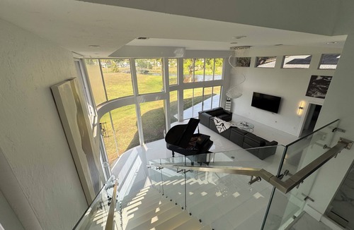 Tamarac House | Serene 4-Spacious luxury home