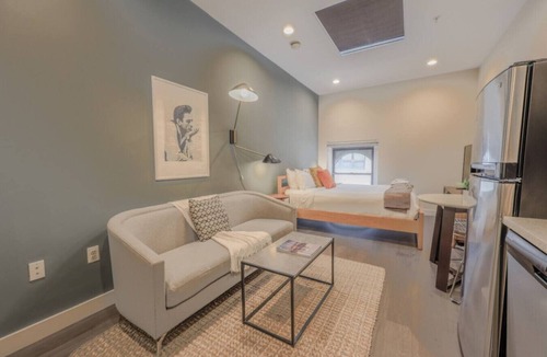 Downtown Boston Apartment | Serene Studio | Close to MGH