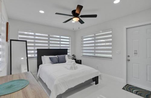 Ives Estates House | Serene Suite Near Aventura