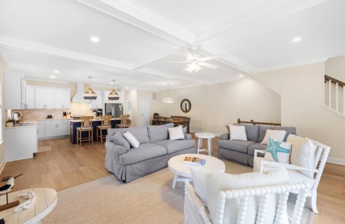 West Cape May House | Serenity Off Sunset, spacious West Cape May townhome with a POOL!