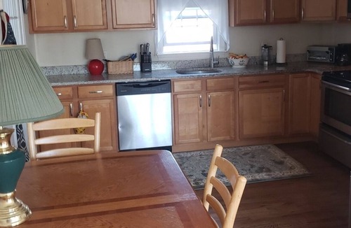 East Falmouth House | Set Up for Comfort! Beautiful Home in Falmouth - 3 bedroom/2bath - Sleeps 6