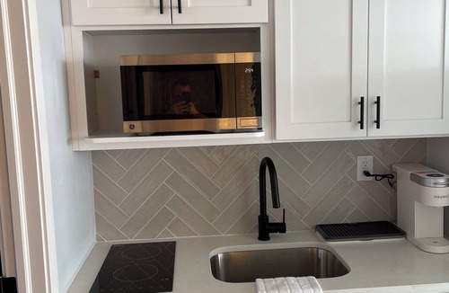 North Wildwood Condo | Settle In the Sun! Fantastic centrally located North Wildwood Condo